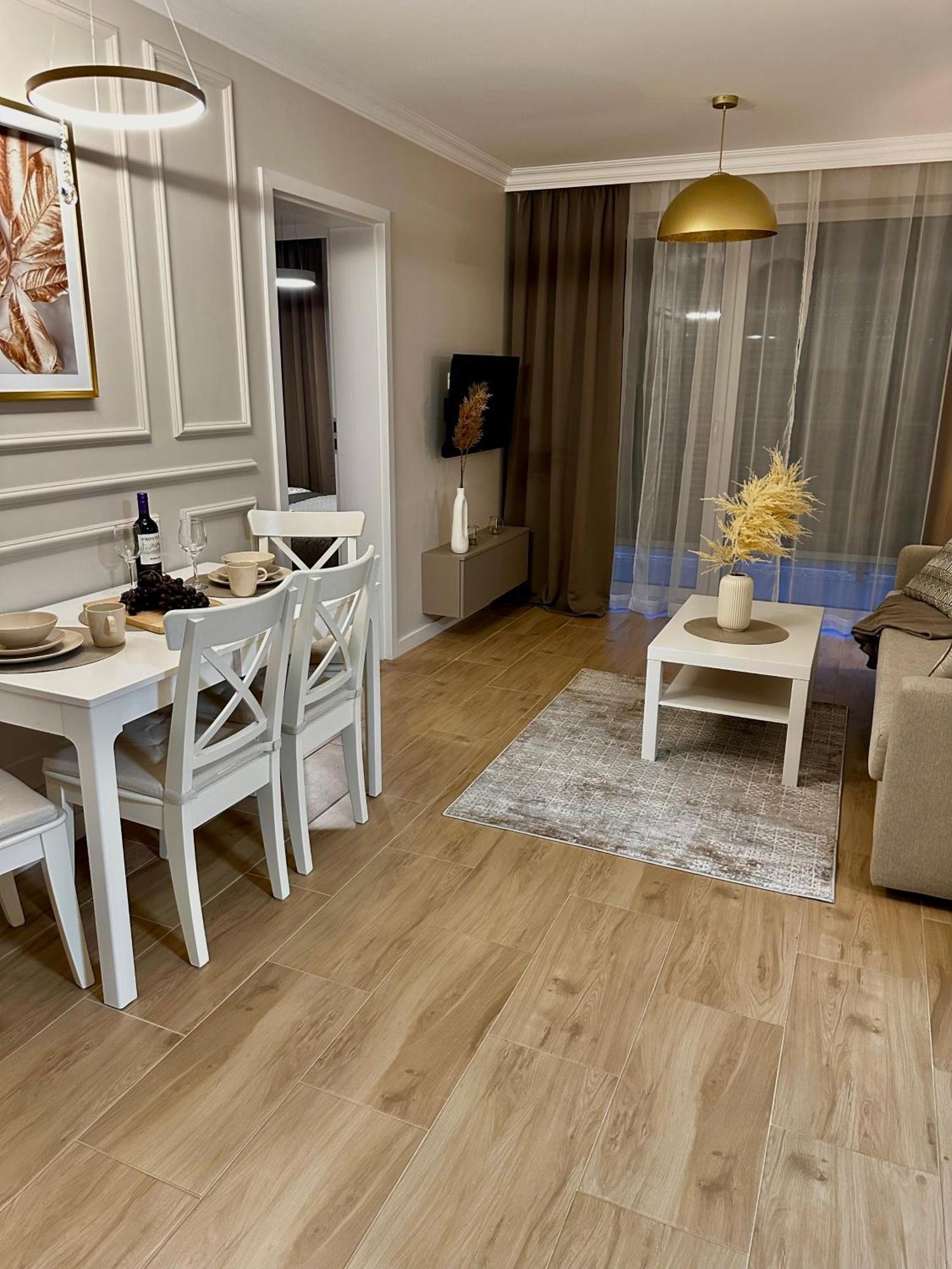 Apartamenty Kielce- Klonowa Nad Zalewem, 1-14 Osob, Faktura, Parking, Centrum Exterior foto